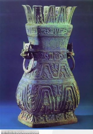 传统工艺品-绿色的青铜酒器罍