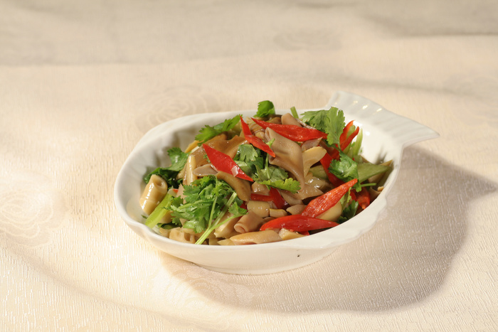 23手剥笋拌海肠 珠江生活