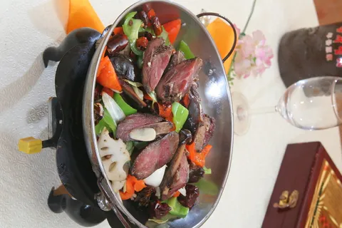 排骨香肠锅   24元 (4)