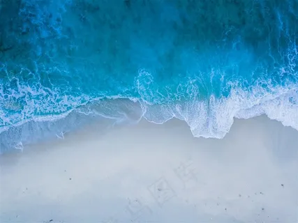 高清蓝色大海海浪风景图 高清蓝色大海海浪风景图