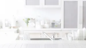 厨房模糊白色背景