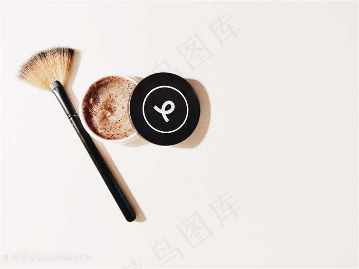 眼膏眼霜散粉彩妆和刷子美容图片