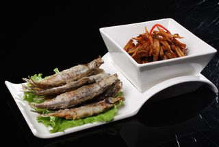 LCH3570椒盐多春鱼VS美极丁香鱼