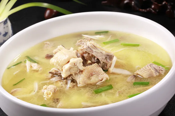 三菌炖土鸡 (1)