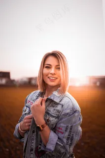 欧美阳光美女写真图片 欧美阳光美女写真图片