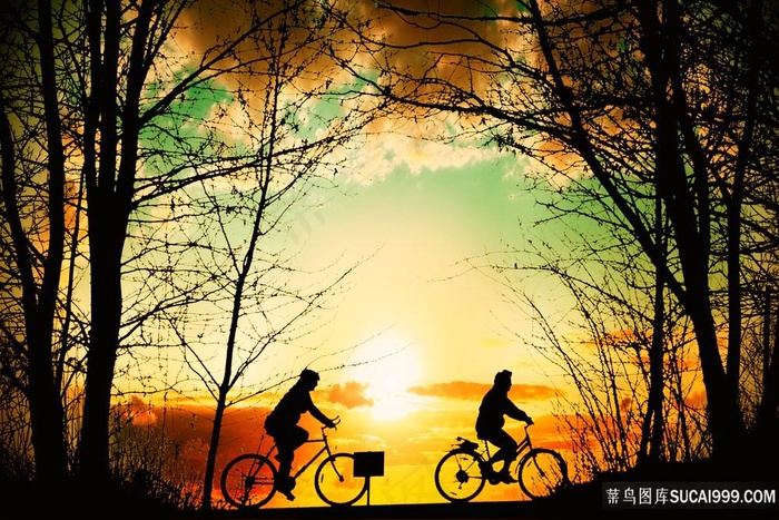 余晖下骑车人图片