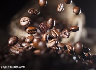 散落的咖啡豆高清图片