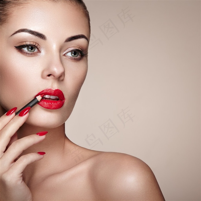 精致妆容美女化妆过程高清图片