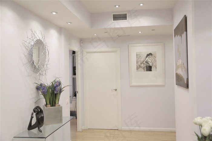 白色的客厅设计