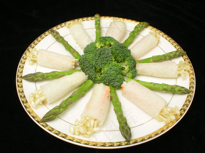 粤菜3361鲍丝金菇让竹笙