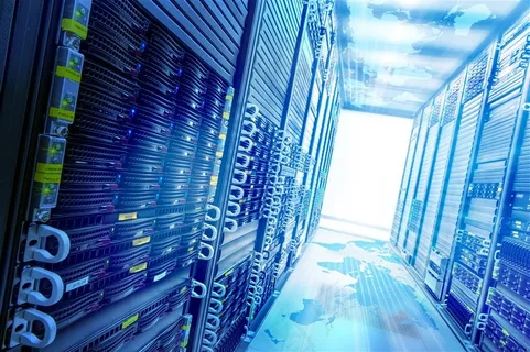 蓝色的电子机房