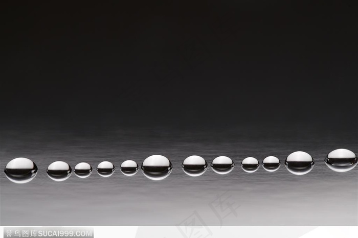 简单生活-一排漂亮的水珠