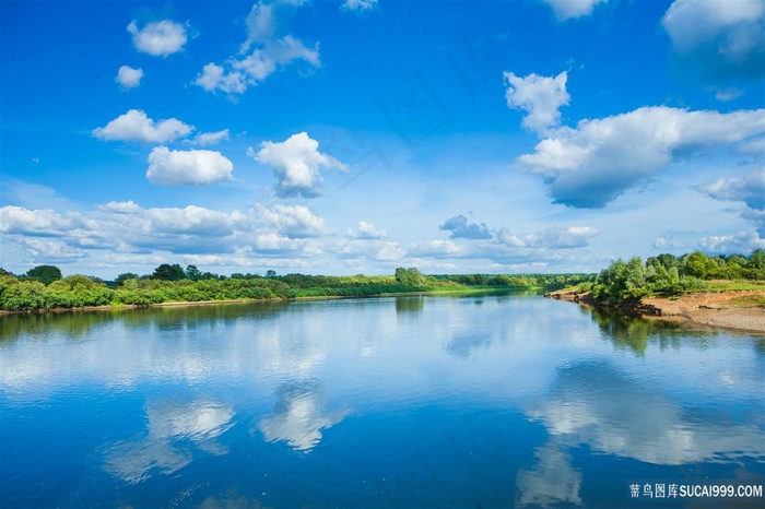 唯美的湖光风景