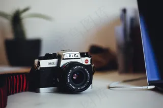 徕卡R7数码相机图片