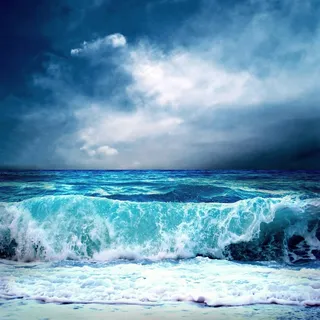 海浪翻滚图片 海浪翻滚图片