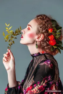 欧美时尚美女造型图片 欧美时尚美女造型图片