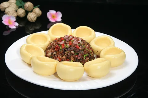 外婆菜扣窝头 (4)