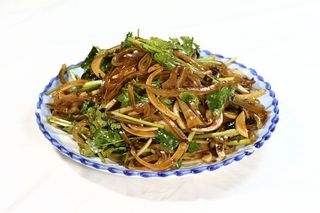 40凉拌驴皮丝 髙建明驴肉火锅