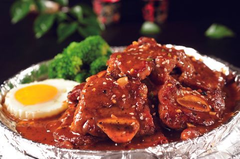 铁板牛仔骨清晰摄影图片