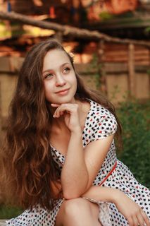 清新唯美可爱的女孩摄影图片