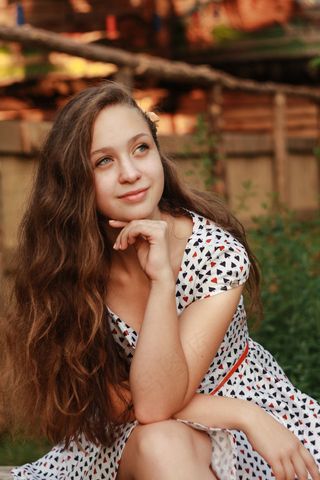 清新唯美可爱的女孩摄影图片