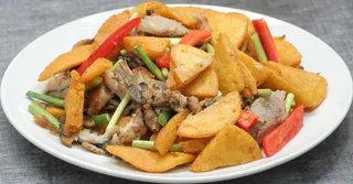 鲅鱼干炒饼子  18元