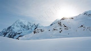 非常美丽的雪山摄影