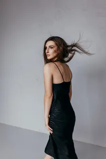 大美背性感美女图片 大美背性感美女图片