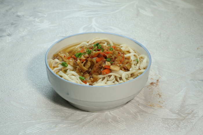 大酱鸡蛋面