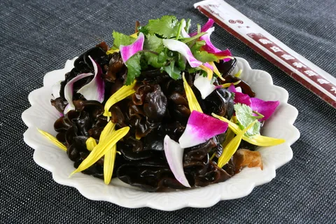 L01368香菜木耳22