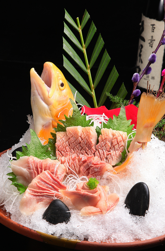 虹鳟活造（ますの刺身） 