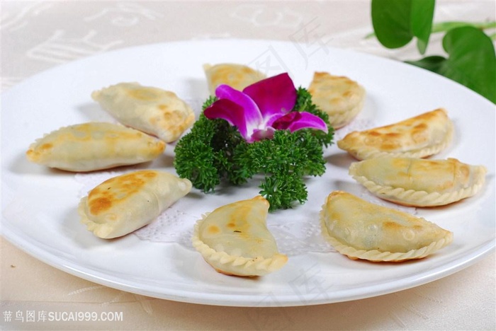 农家菜盒的美食图片