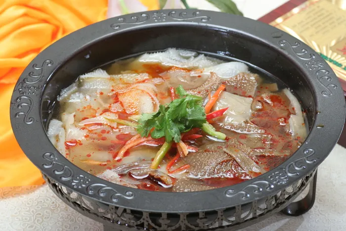 香锅鲜椒煮百叶（毛肚） (2)