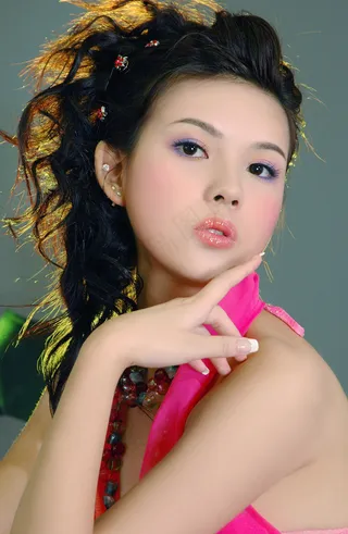 性感广告美女图片下载