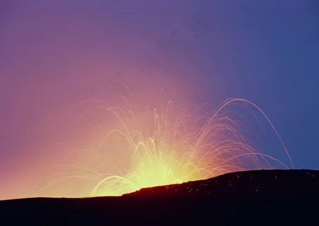 火山爆发图片 火山爆发图片