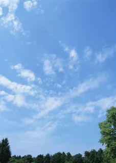 蓝蓝的天上白云飘白云素材 蓝蓝的天上白云飘白云素材