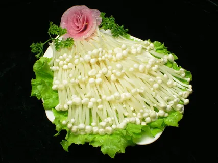金针菇三  金针菇三