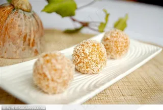 粤式茶点金沙南瓜丸