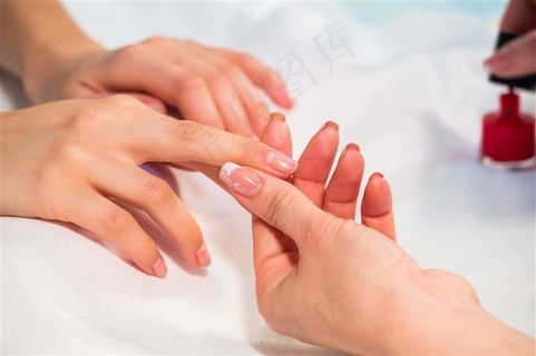 美甲后的指甲微距特写摄影高清图片 美甲后的指甲微距特写摄影高清图片