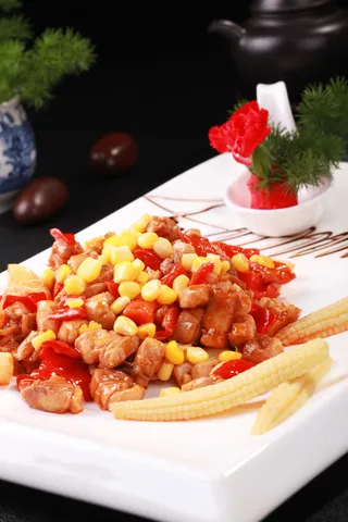 小炒玉米鸡28元一份 (2)