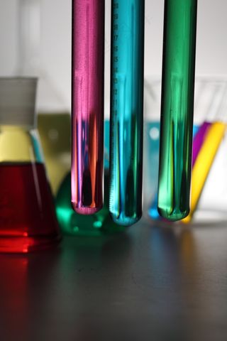 高清实验室试管图片下载