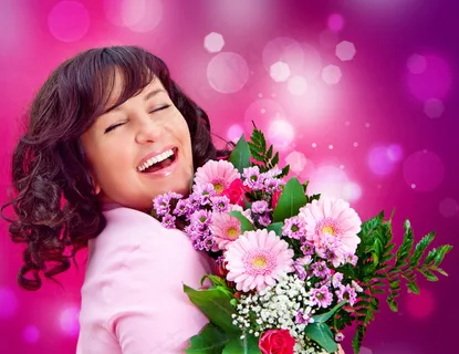 中短卷发发型图片