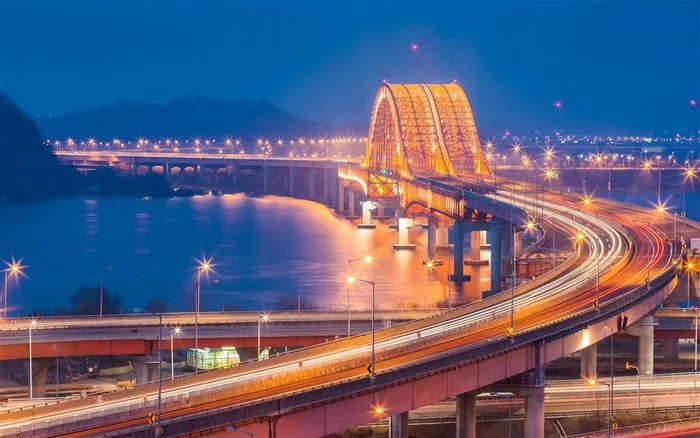 跨江大桥夜景图片