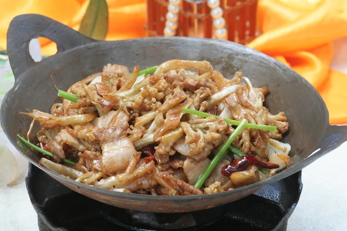 干锅花菜 16元 (6)