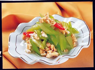 0911LCS-196西芹拌桃仁