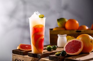 奶茶店水果茶饮品特饮高清图满杯柠檬红柚