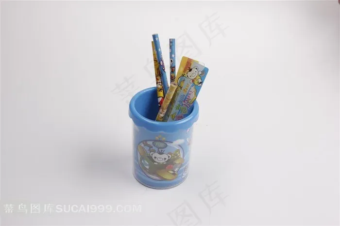 彩色铅笔尺子笔筒图片