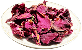 瓷碟玫红色玫瑰干花花瓣食用重瓣免抠实物实拍摄影元素素材