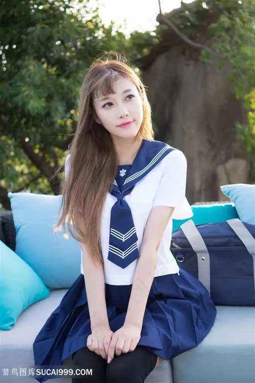 4K高清性感制服美女写真图片集