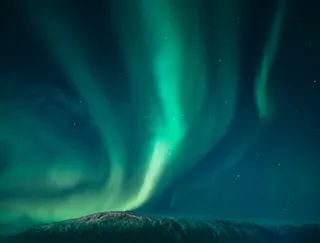 高清唯美抽象绿色夜空